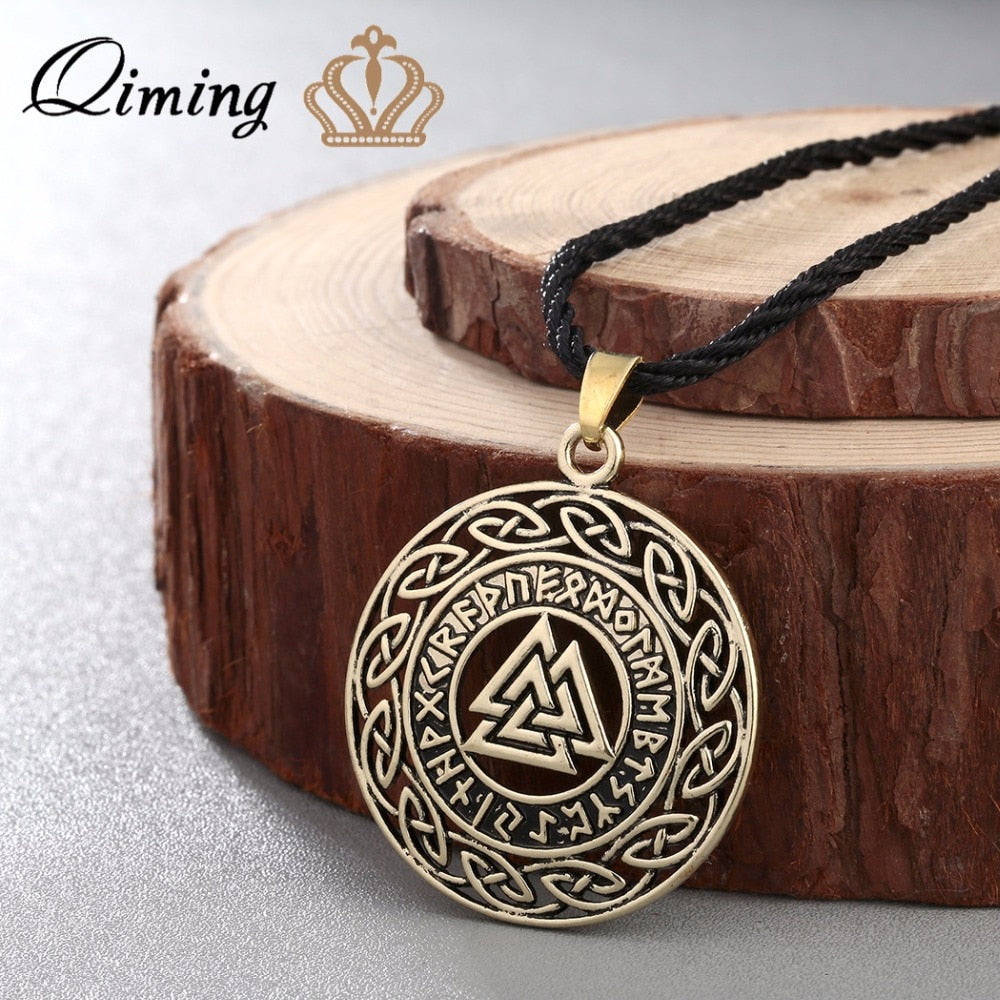 QIMING Celtic Infinity Knots Runes Runic Norse Jewelry Puck Necklace Valknut Vikings Wikinger Charm Pendant Necklace