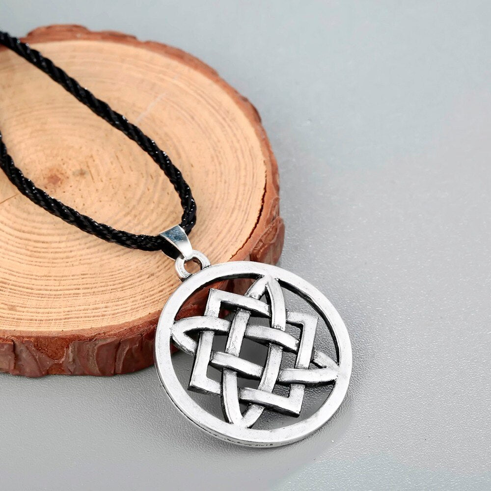 QIMING Cletic Lada Star Necklace Men Slavic Jewelry Necklace Slavic Amulet Women Necklace Amulet American Vintage Necklace