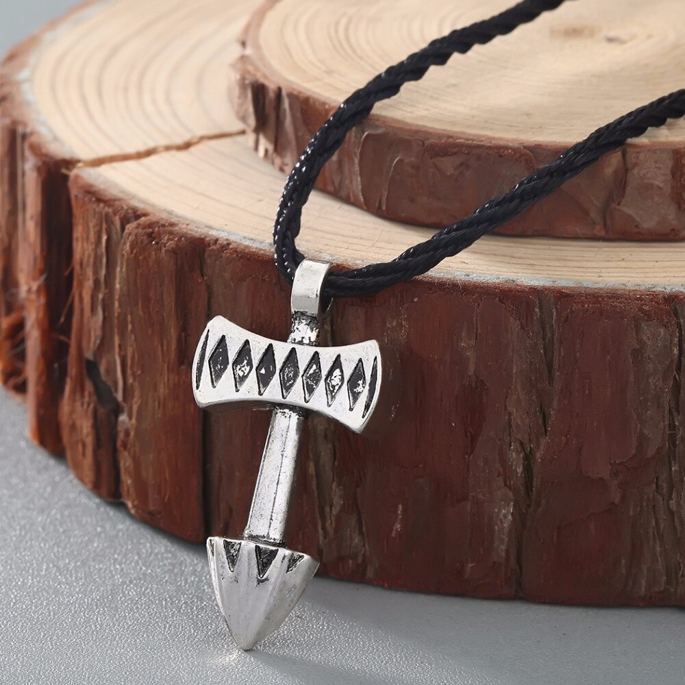 QIMING Mjolnir Vintage Statement Necklace Women Axe of Peru Thor's Hammer Mjollnir Viking Scandinavian Pendant Men Jewelry