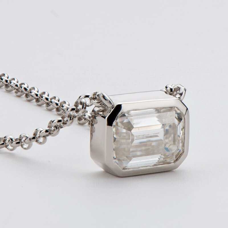 QYZB 925 Silver 18k Gold Plated Square Pendant D Color  Moissanite Necklace Jewelry for Women Wedding Party Fine Jewelry