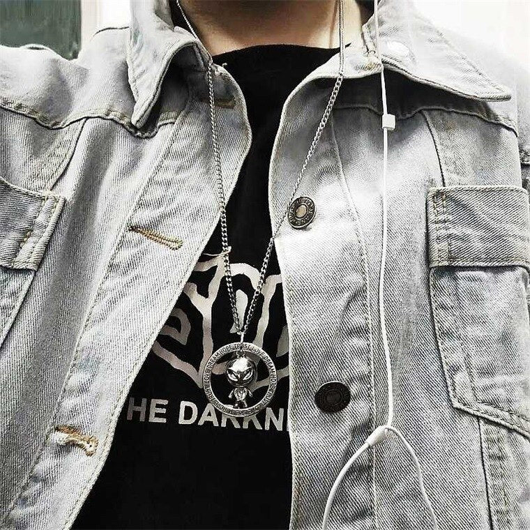 QiLuxy Vintage Circle Charm Necklaces for Women Men Alien Angel Punk Pendant Necklaces Hip Hop Party Jewelry