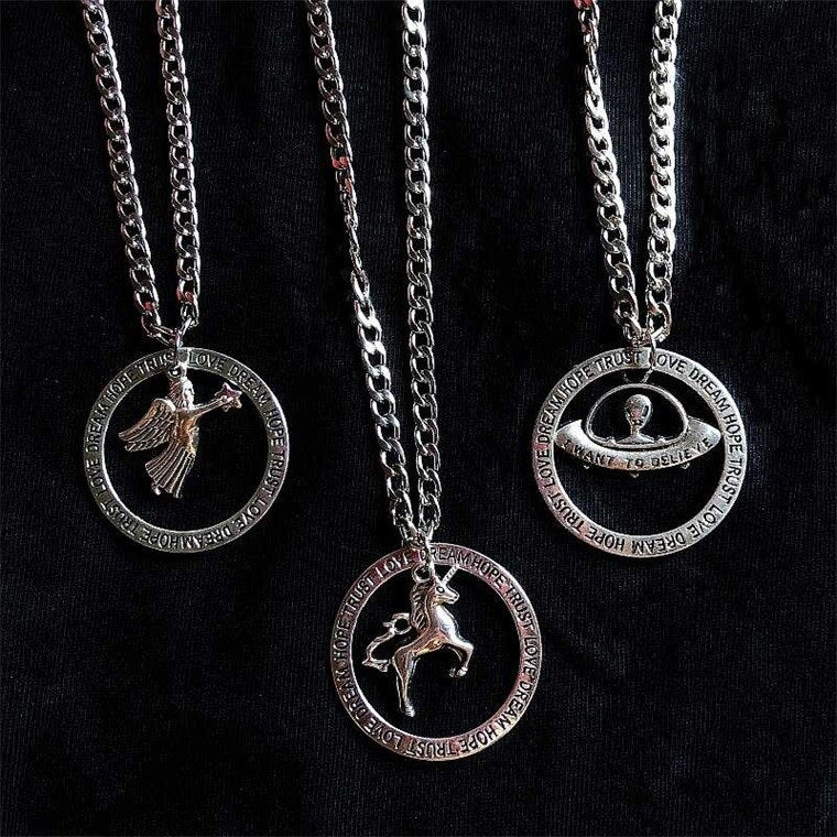 QiLuxy Vintage Circle Charm Necklaces for Women Men Alien Angel Punk Pendant Necklaces Hip Hop Party Jewelry