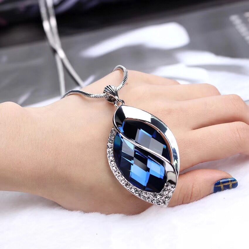 Fashion Choker Women Necklace Jewelry Geometric Crystal Statement Pendant Necklace Silver Color Long Chain Colar 2020