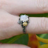 Vintage Moonstone ring for Women Black Costume Jewelry Gold Flower Finger Ring Female Indian jewelry anillos mujer R4