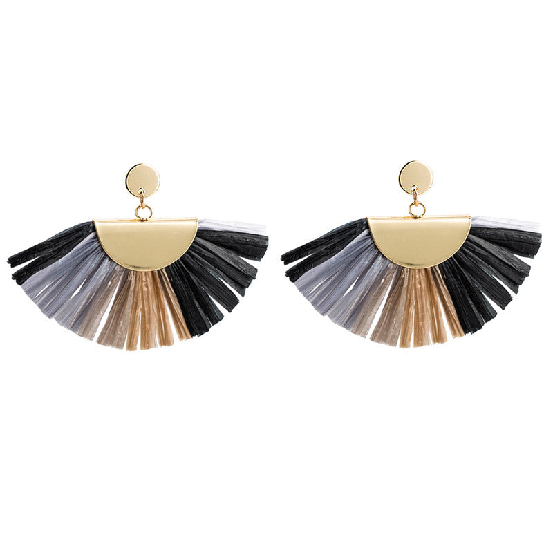Raffia Material Fan Shape Dangle Earrings for Women Exaggerated Brand New Design Boho Tassel Earrings aretes de mujer ET743