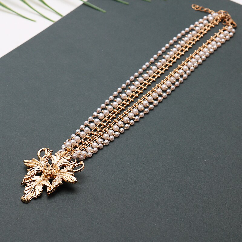 Residents Evils Villages Biohazard Alcina Dimitrescu Chain Necklace Vintage Aesthetic Neck Pendants Women Beads Choker Gothic