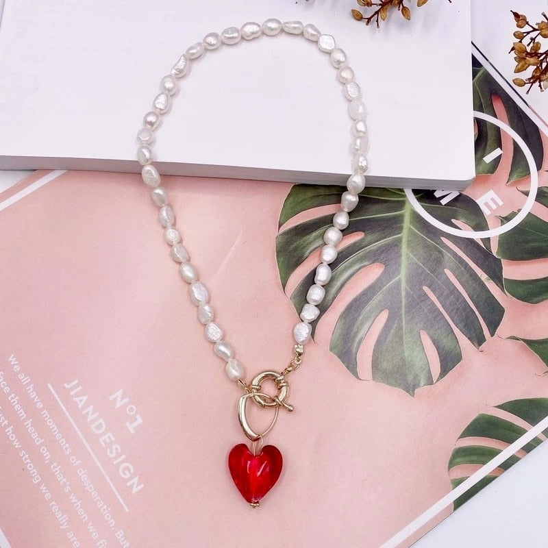 Retro Baroque Irregular Natural Pearl Necklaces for Women Blue Green Color Glass Heart Pendant Chokers Necklace Wedding Jewelry
