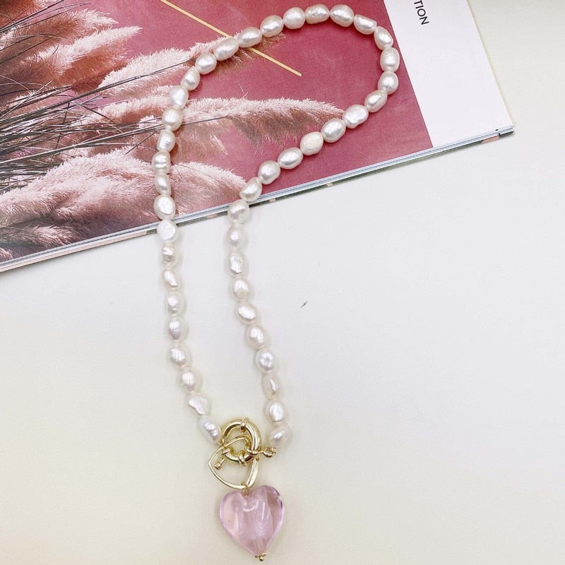 Retro Baroque Irregular Natural Pearl Necklaces for Women Blue Green Color Glass Heart Pendant Chokers Necklace Wedding Jewelry