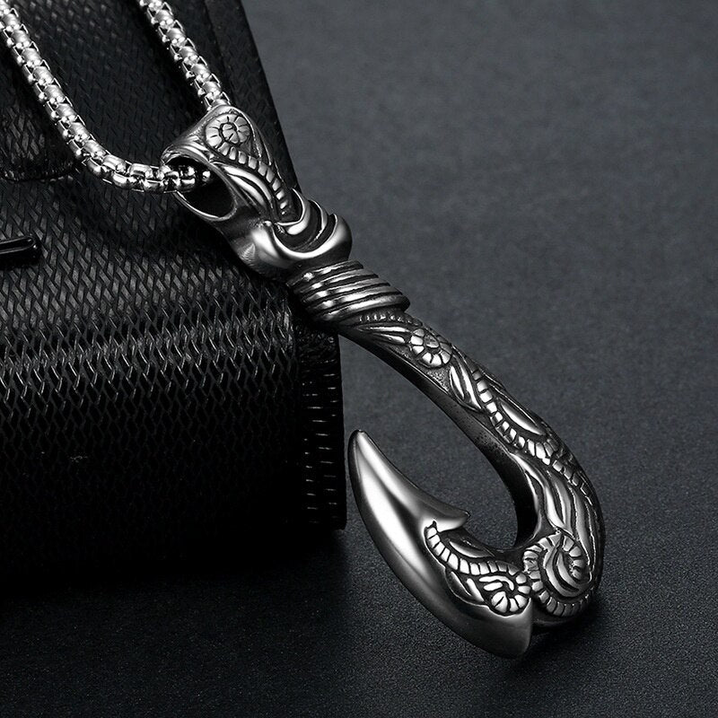 Retro Viking Fish Hook Shape Pendant Necklace Men's Necklace Metal Sliding Vintage Fish Hook Necklace Pendant Accessory Jewelry