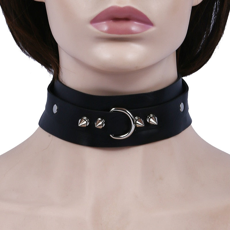 Rivet Trendy Party Rock Punk Vintage Statement Leather Choker Necklace Women Jewelry Sweater Chain Jewelry Female