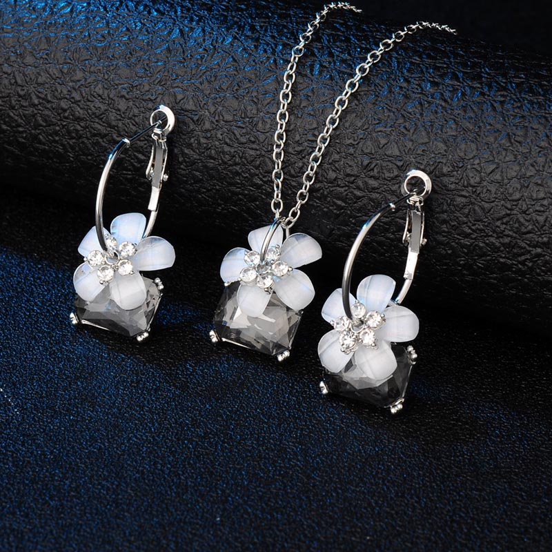 Romantic fine bride Sets blue crystal colorful white flower necklace big Ear ring earrings Jewelry Set for women Wedding Bijoux