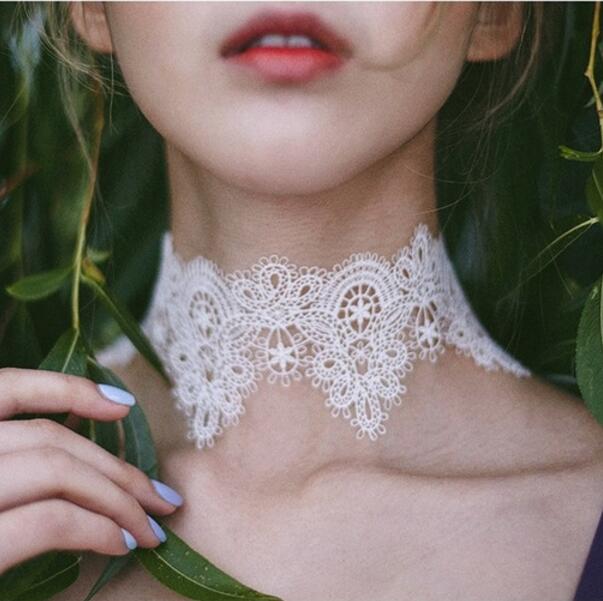 Wide White And Black Lace Choker Necklace Women Fashion Jewelry New All Match Gifts