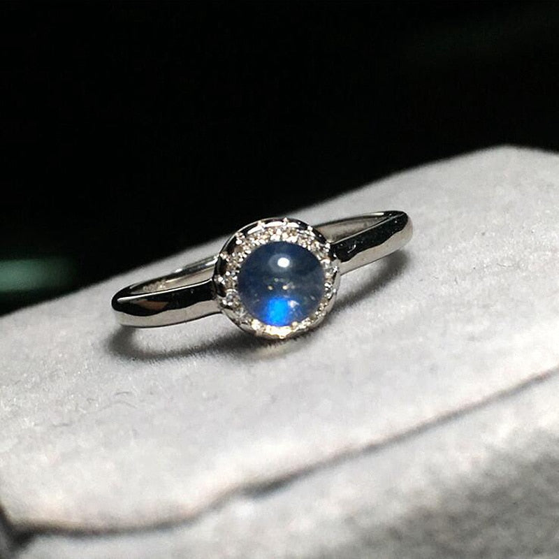 Classic 925 Sterling Silver Rings Round Shape Natural Labradorite Blue Light Moonstone Ring for Women Jewelry YRI027