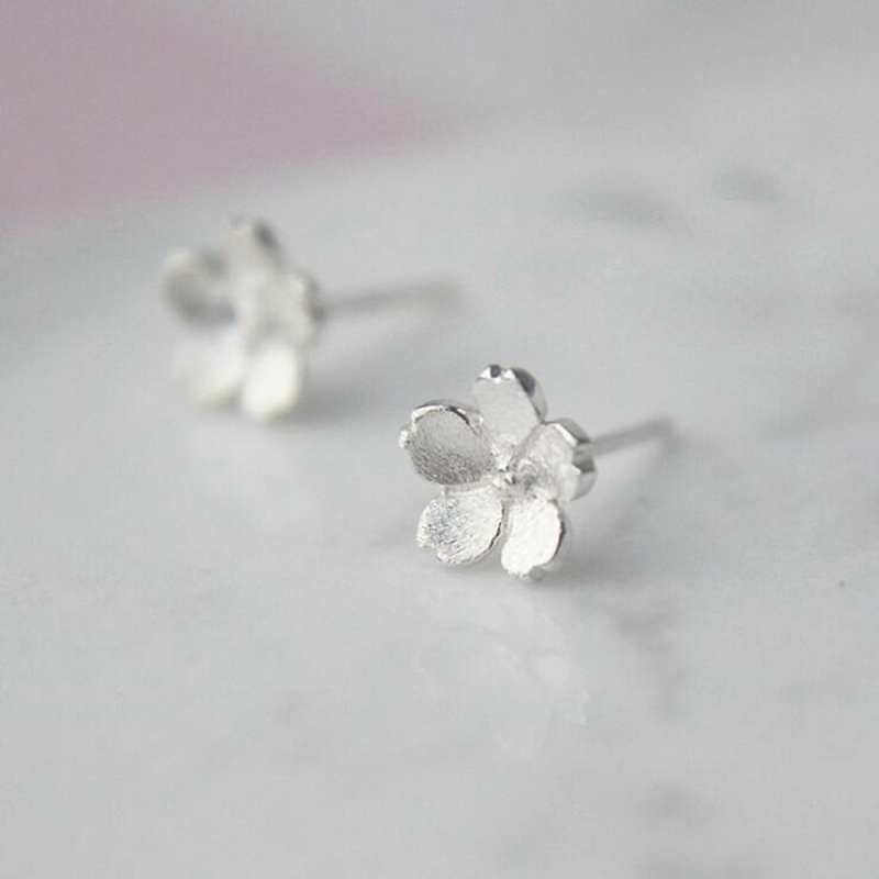 Hot Sale Cherry Blossom Shape Real 925 Sterling Silver Stud Earrings for Women Girl Small Earrings Fine Jewelry YEA146