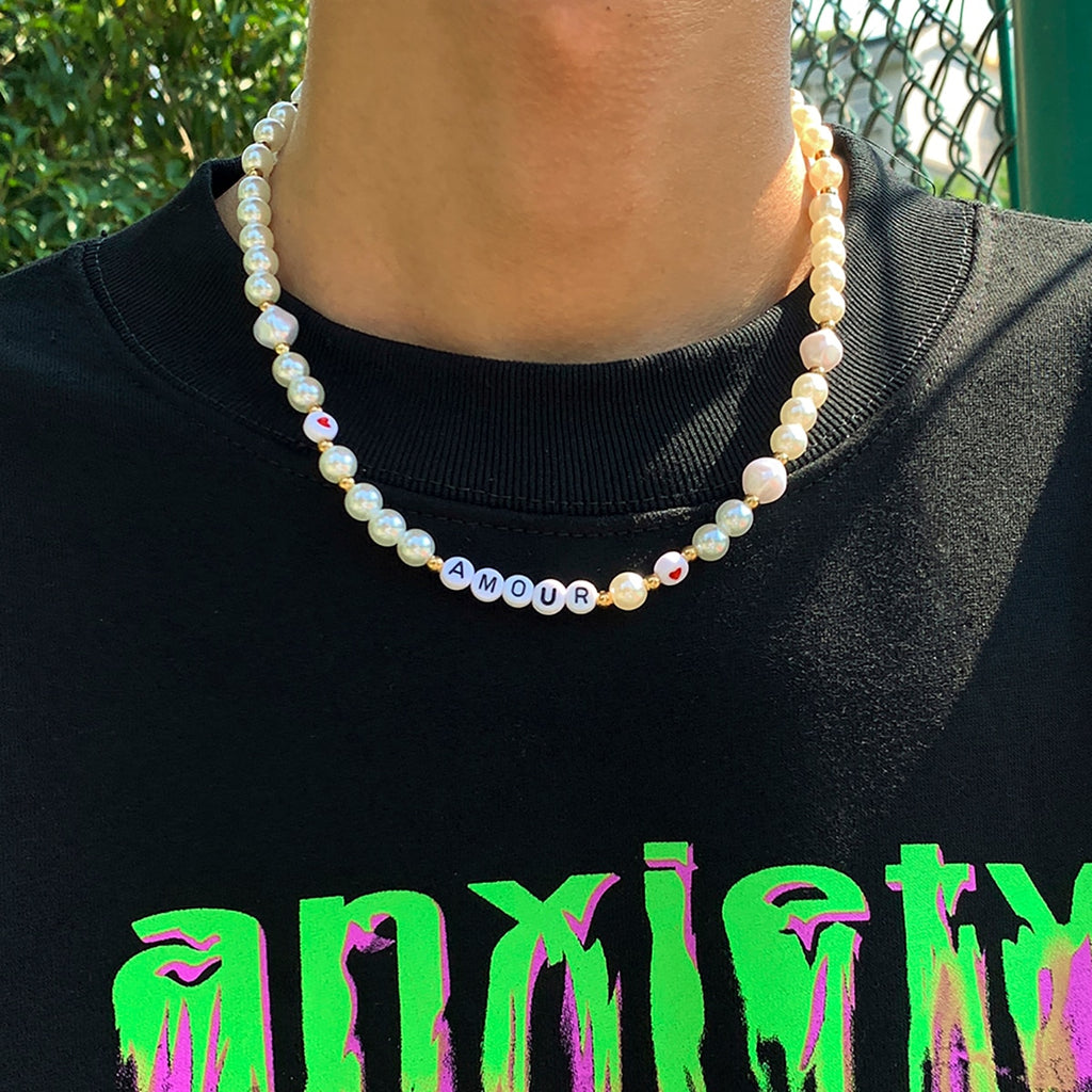 SHIXIN Bohemia Pearl Choker Necklace for Women/Men Summer Y2K Heart Gold Color Beads Necklace Jewelry for Neck Gift 2022