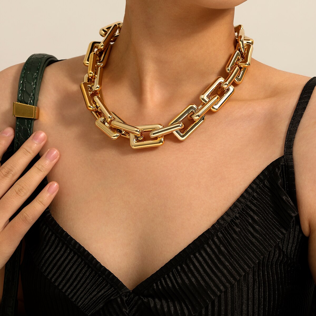 SHIXIN Punk Chunky Short Choker Necklace for Women Hip Hop Exaggerated Thick Chain Necklaces Statement 2021 Neck Jewelry