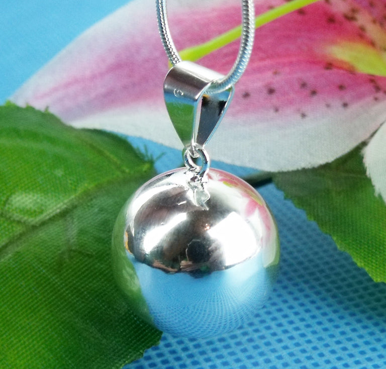 Simple Chain Modern Girl New Silver Necklace Ball Women Pendants Fashion Jewelry   Cute Gift