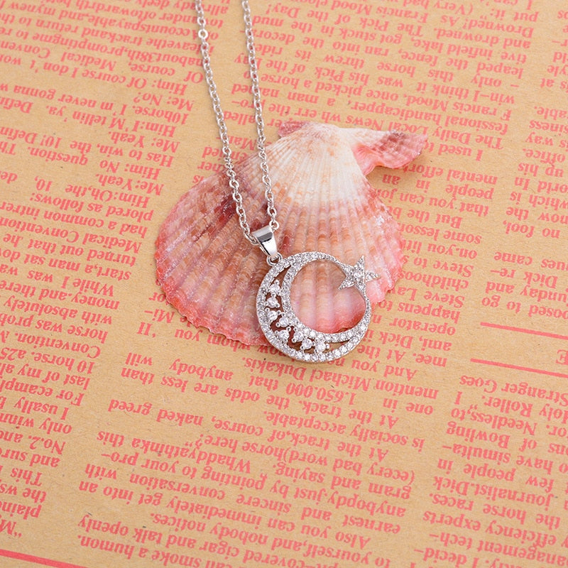 SIPENGJEL Gold Silver Color Moon Star Pendant Necklace Crescent Clavicle Chain Choker Necklace For Women Jewelry 2021