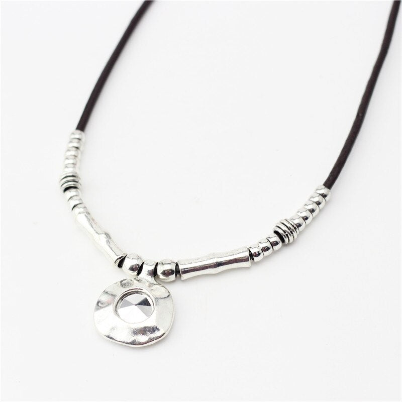 Sandrine Vintage Retro 3mm Leather Short Collar Choker Necklace For Women Handmade DIY Beads Retro Vintage Charms Necklace Gift