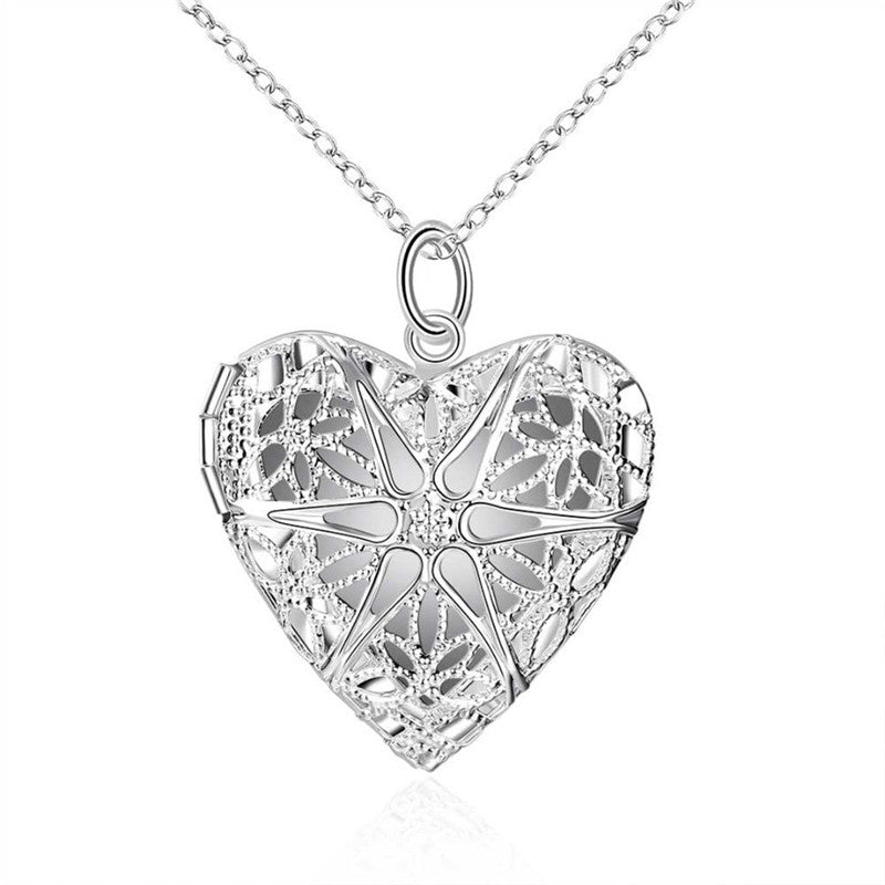 Round Flower Locket Pendant Necklace Charm Star Hollow Heart Chain Necklace For Women Fashion Jewelry Bijoux