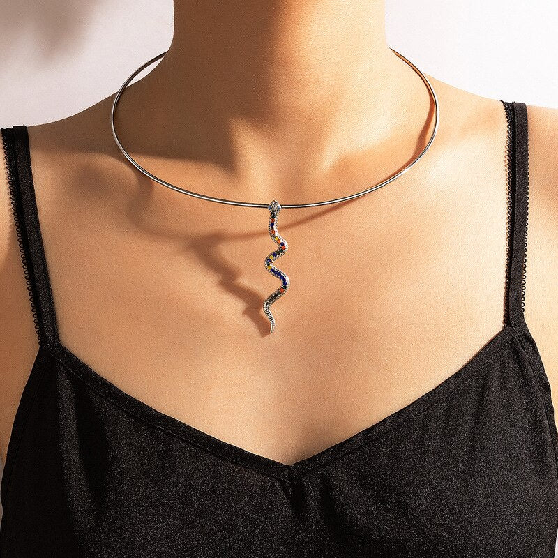 Silver Color Clavicle Necklace for Women Charms Tie Hollow Geometric Alloy Metal Open Jewelry Accessories Collar