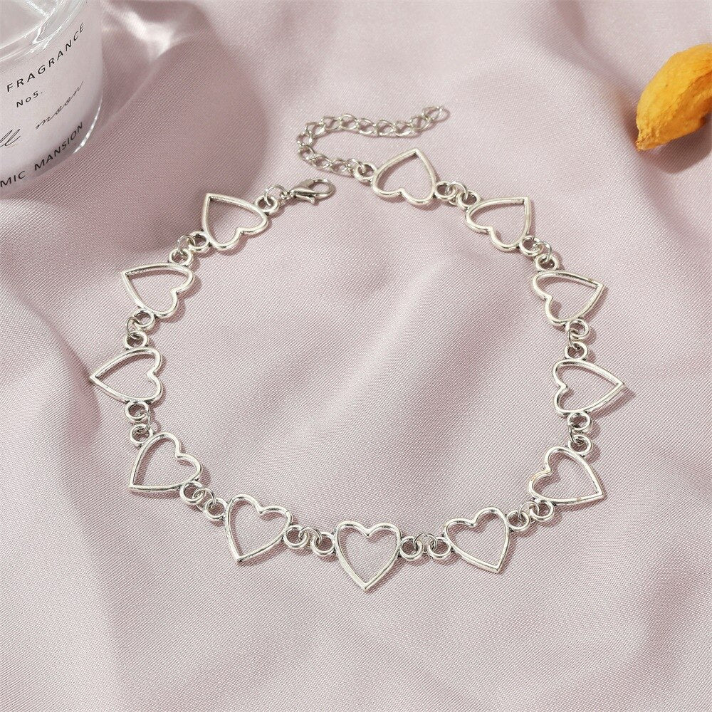 Simple Hollow Heart Chokers Necklace For Women Silver Color Short Chain Necklace Hip-Hop Collier Jewelry Gifts Accessories