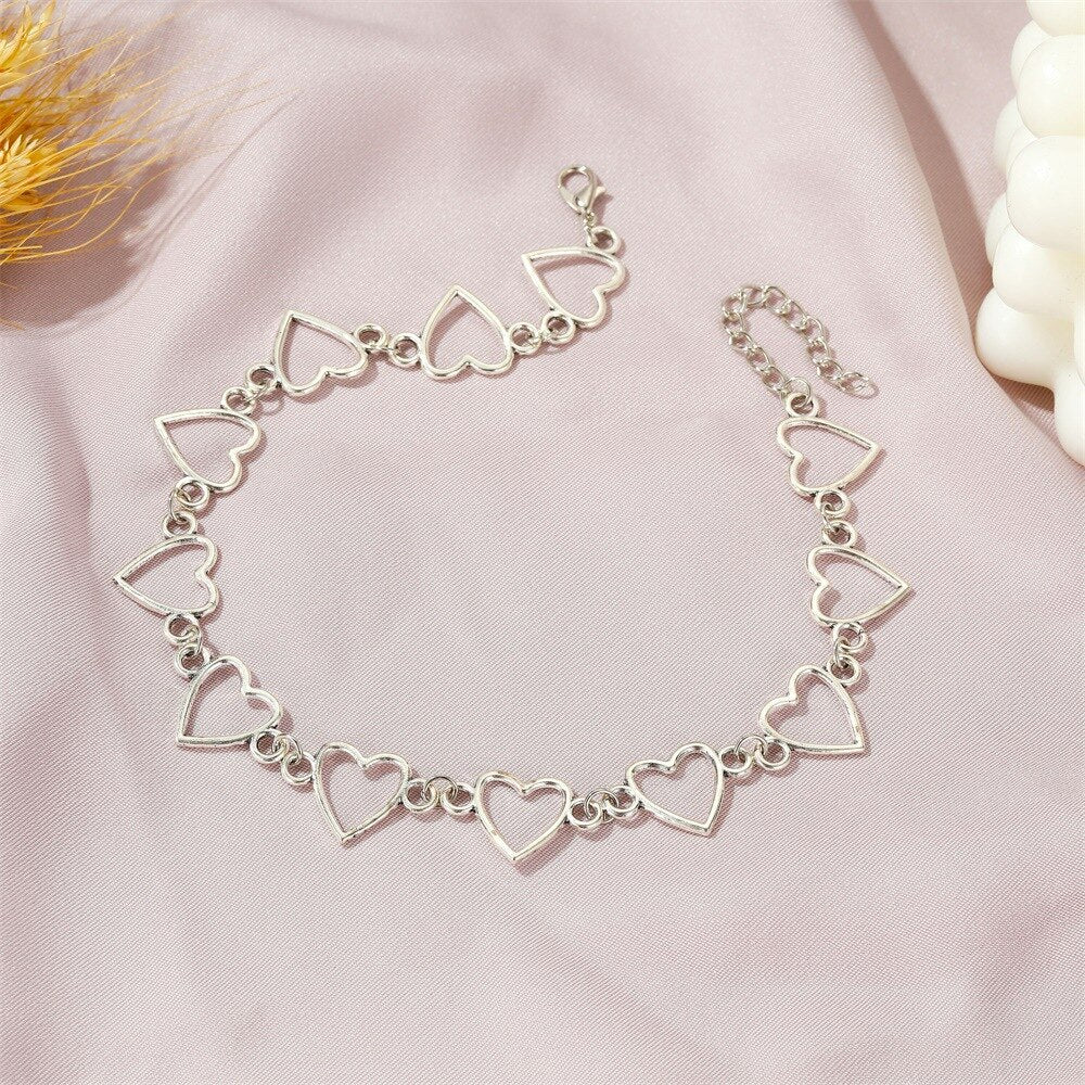 Simple Hollow Heart Chokers Necklace For Women Silver Color Short Chain Necklace Hip-Hop Collier Jewelry Gifts Accessories