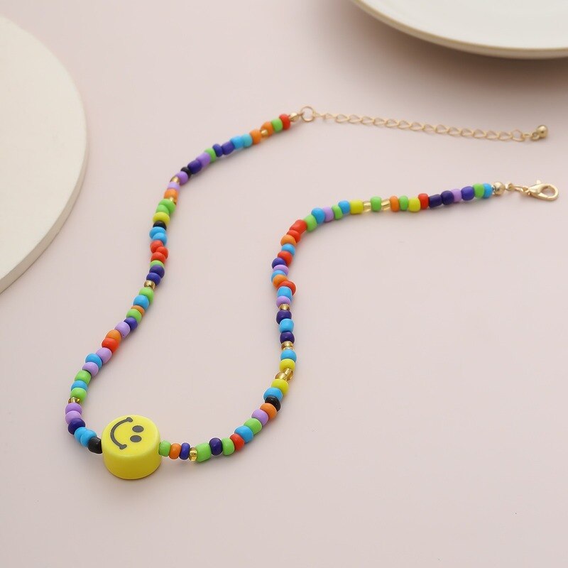 Simple Multicolor Acrylic Beads Necklace Women Girls Short Necklace Yellow Smile Face Choker Collares Necklace Jewelry