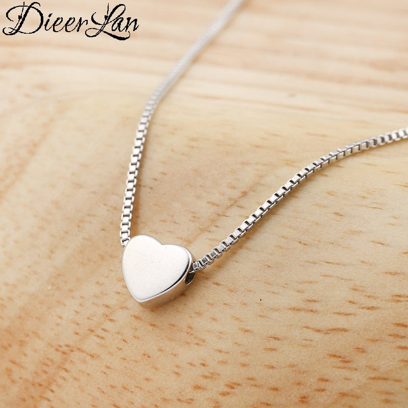 Simple Silver Color Love Heart Necklaces Pendants for Women Chokers Necklaces Charms Bohemian Party Jewelry Gifts