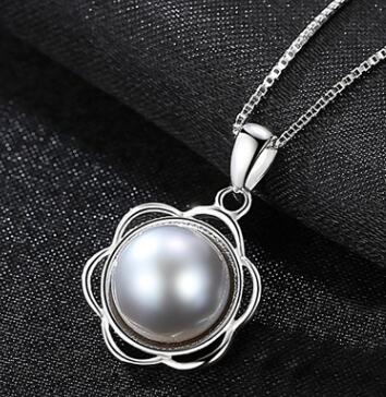 Original design natural fresh Pearl vintage flower pendant necklaces Silver trendy pearl chokers Necklace jewelry gift