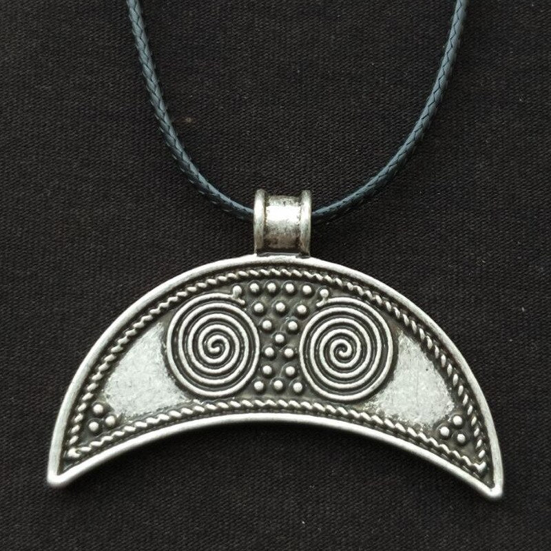 Slavic Lunula Pendant Fertility Jewelry For Women Necklace Old Viking Protection Moon Talisman Amulet