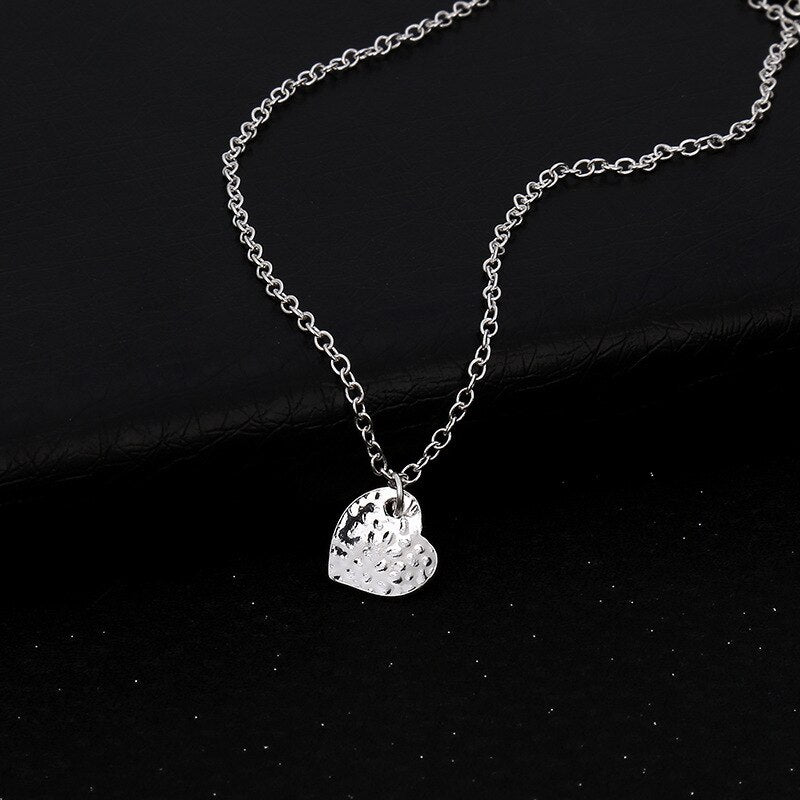 Small And Exquisite Love Shell Pattern Clavicle Chain Jewelry Summer Simple Peach Heart-Shaped Short Necklace