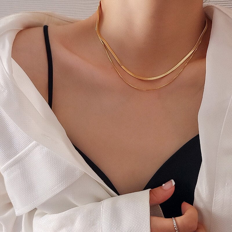 Snake bone necklace female niche design sense ins cold wind choker clavicle chain 2021 net red necklace