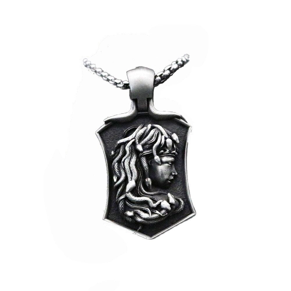 Snake hair petrified Medusa pendant necklaces for women Gothic style tag Jewelry on the neck Pure tin Man chain necklace