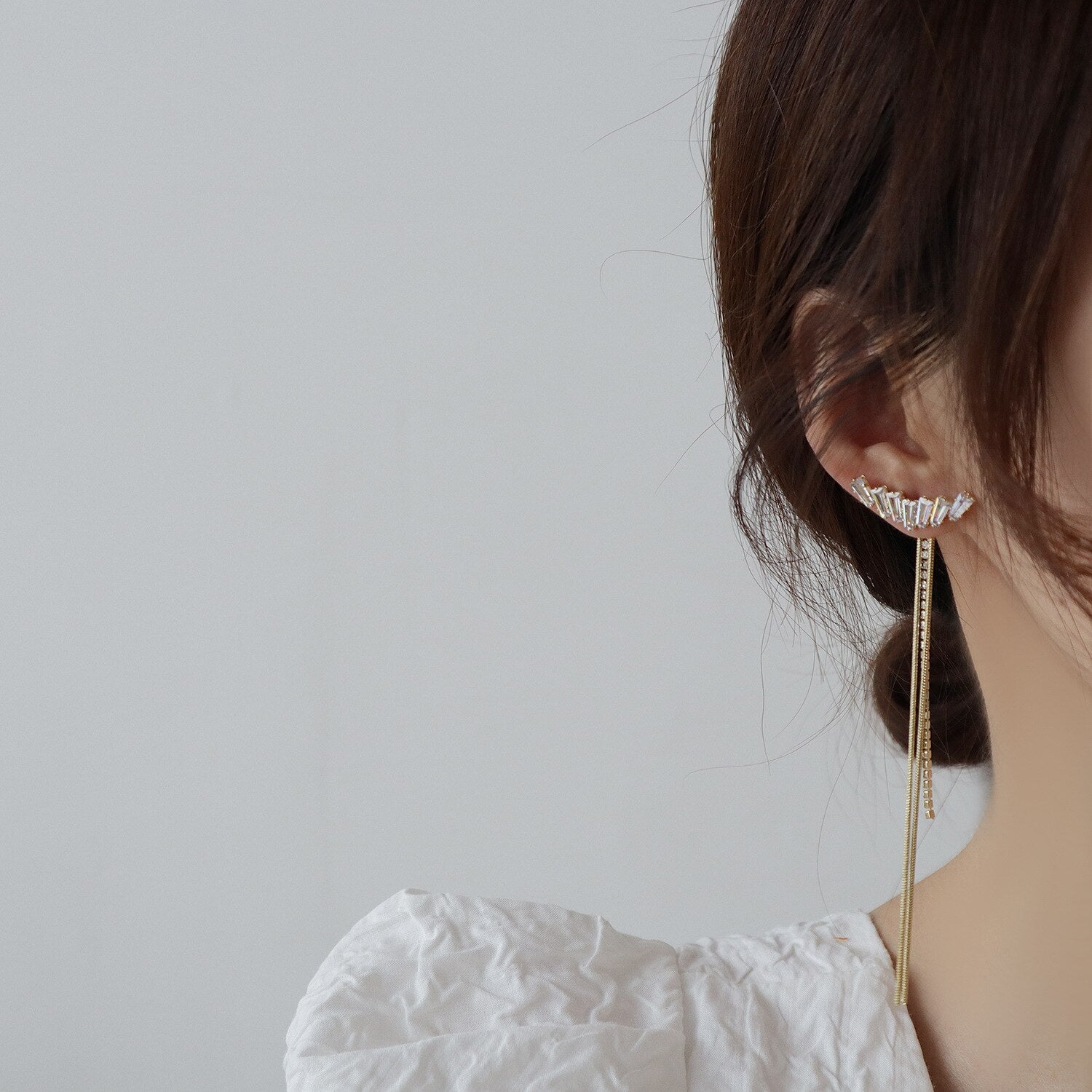 South Korea's design jewelry simple shiny copper inlaid zircon water drop long face-lift tassel female earrings