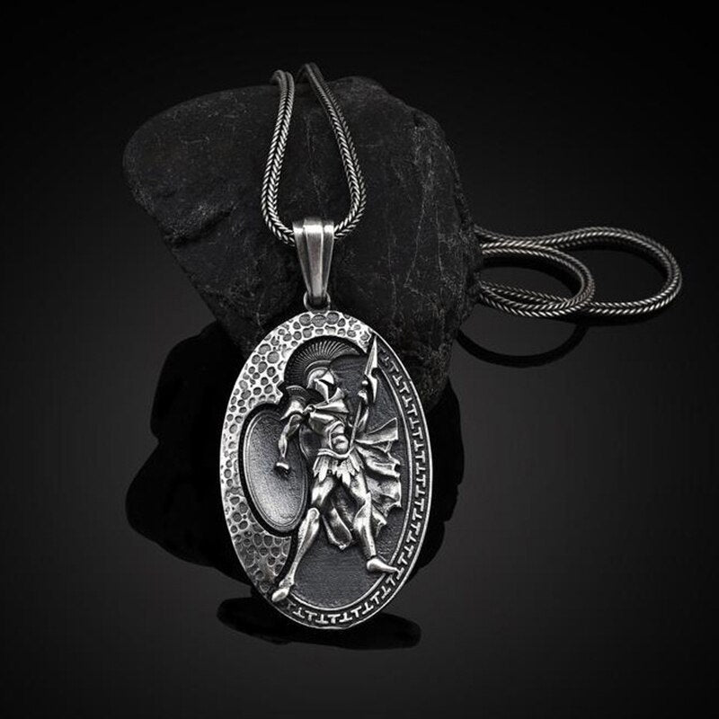 Spartan Gladiator Warrior Pendant Necklace men retro style vintage tag Jewelry on the neck man chain necklace accessories
