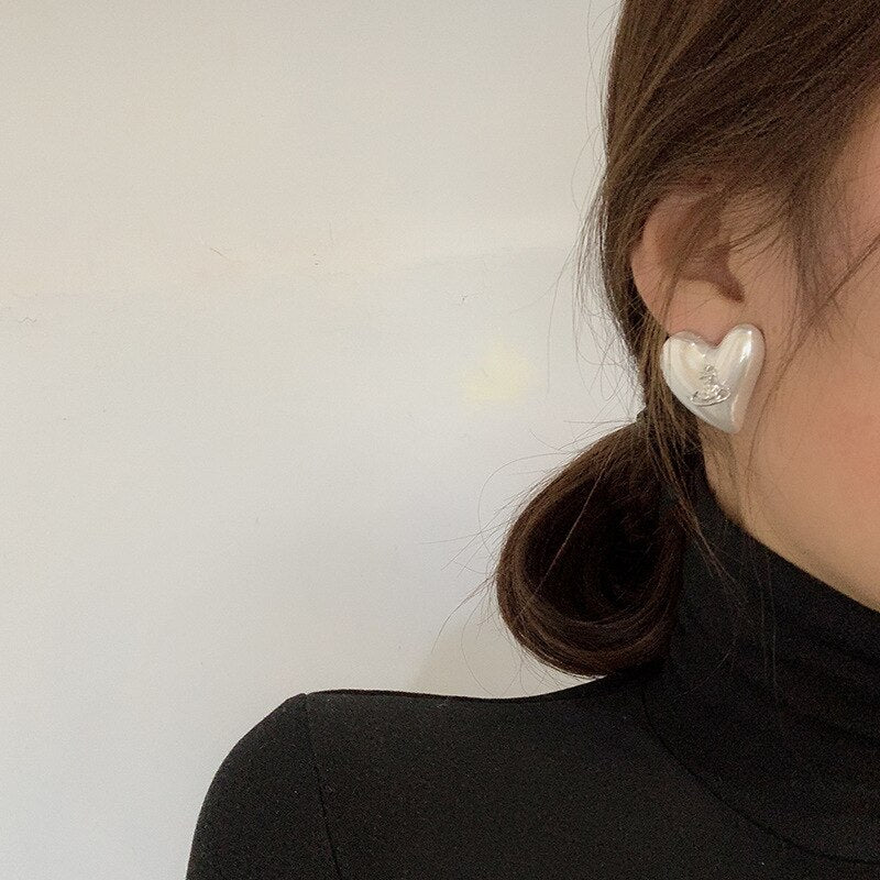 Spring Vintage Trend Love Pearl Planet Shape Women's Party Necklace Jewelry Clavicle Necklace Gift Hangzhi 2021