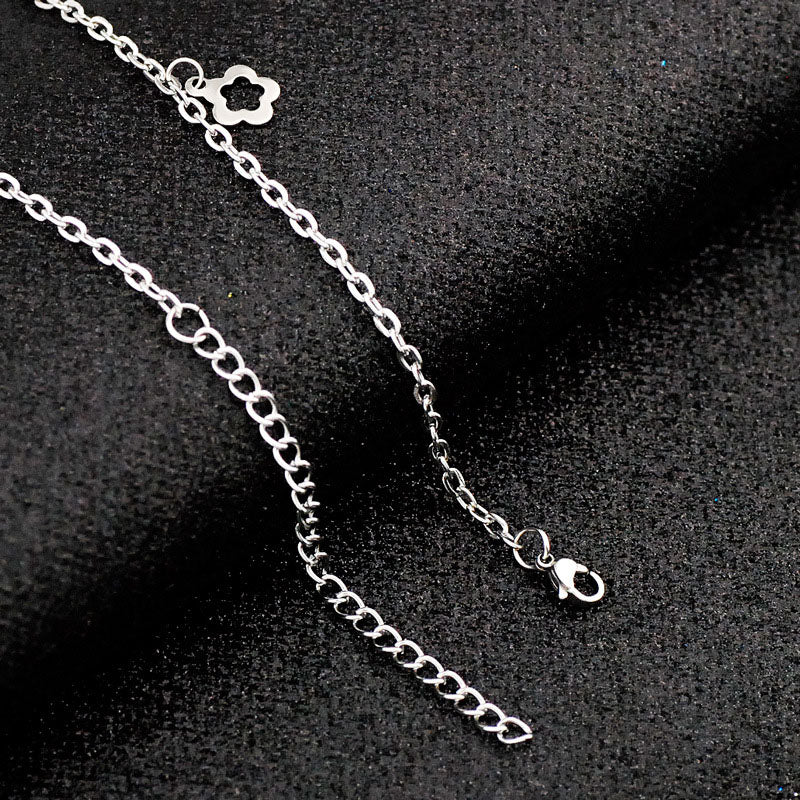 Stainless Steel Hollow Flower Charm Necklace for Women Cute Floral Pendant Small Choker Necklace Short Chain Chocker Jewelry New