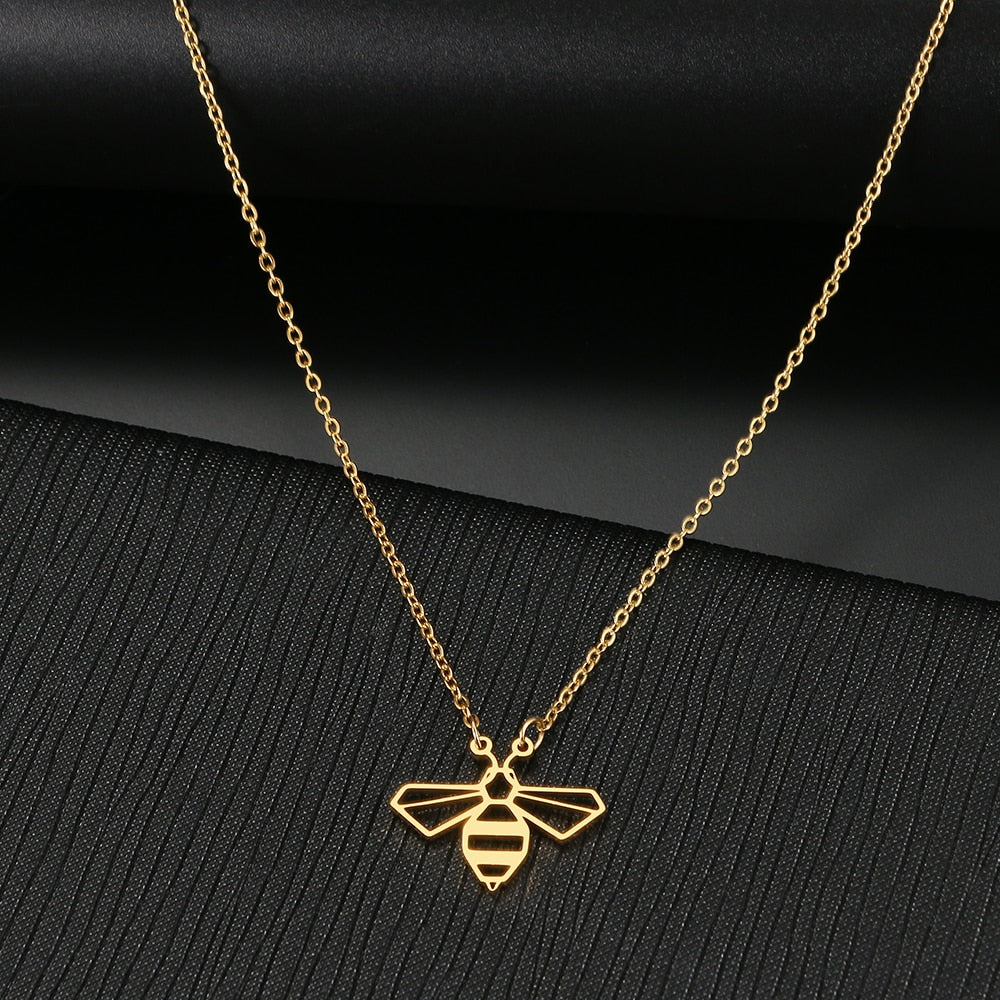 Stainless Steel Necklaces Cute Little Bee Insect Pendant Choker Chain Necklace For Women Jewelry Party Gifts One Piece