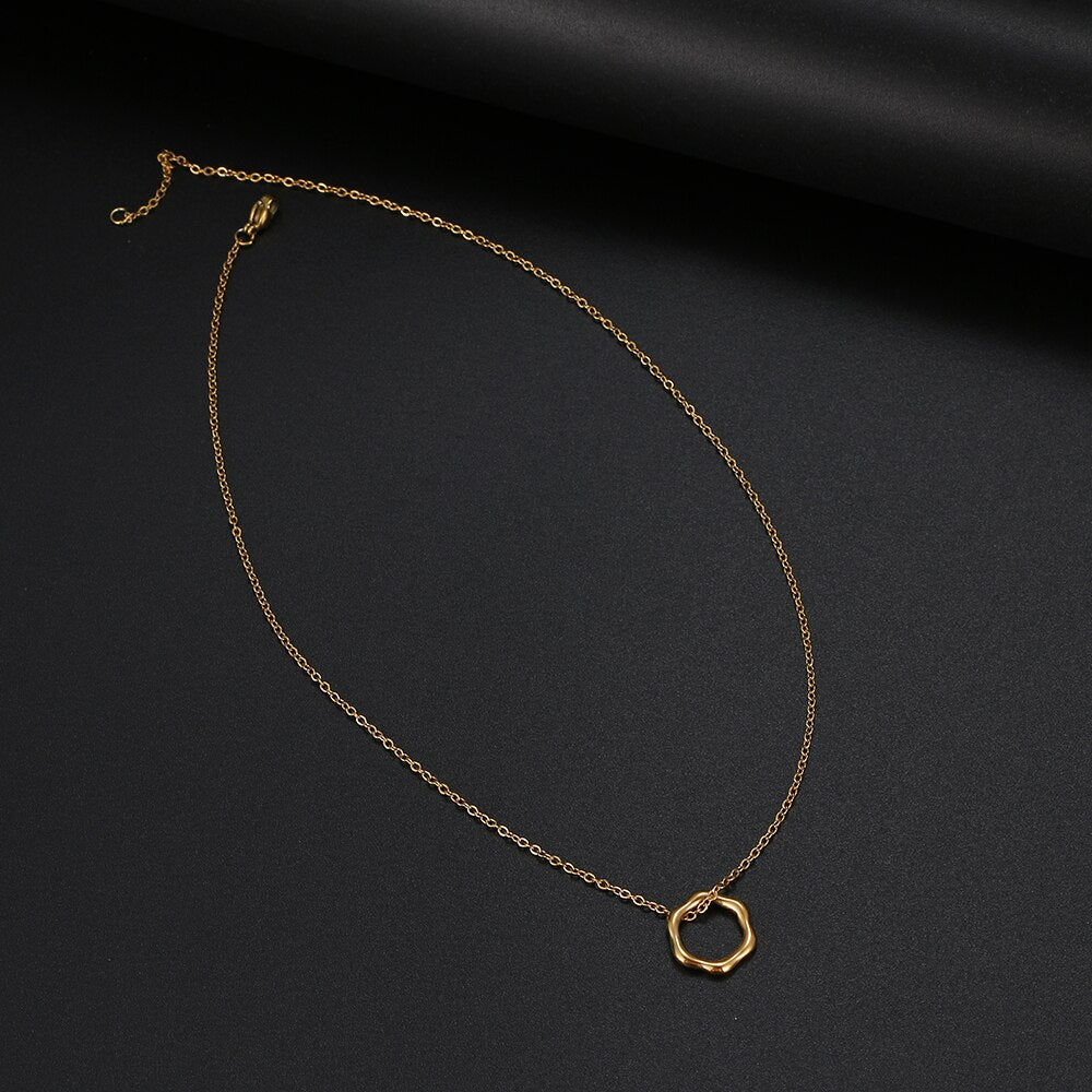 Stainless Steel Necklaces Vintage Openwork Flowers Occident  Choker Pendant Chain Necklace For Women Jewelry Party Gifts