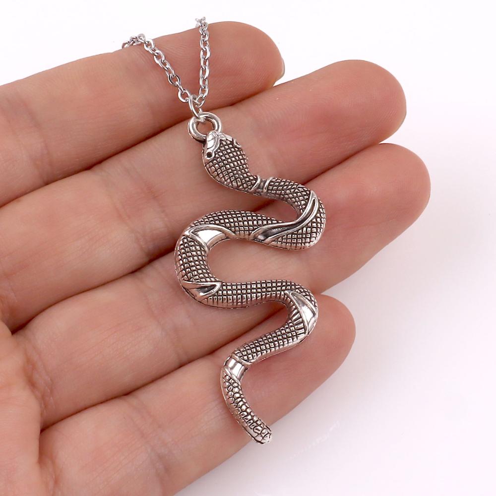 Stainless Steel Snake Necklace For Women Animal Dangle Pendant Necklace Minimalist Style  Female Animal Jewelry Gift