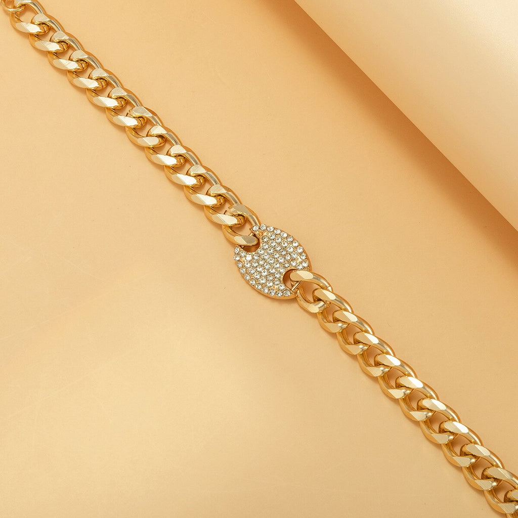 Statement Cuban Link Butterfly Choker Necklace Gold Color Crystal Clavicle Necklace for Women Cuban Chain Rhinestones Jewelry