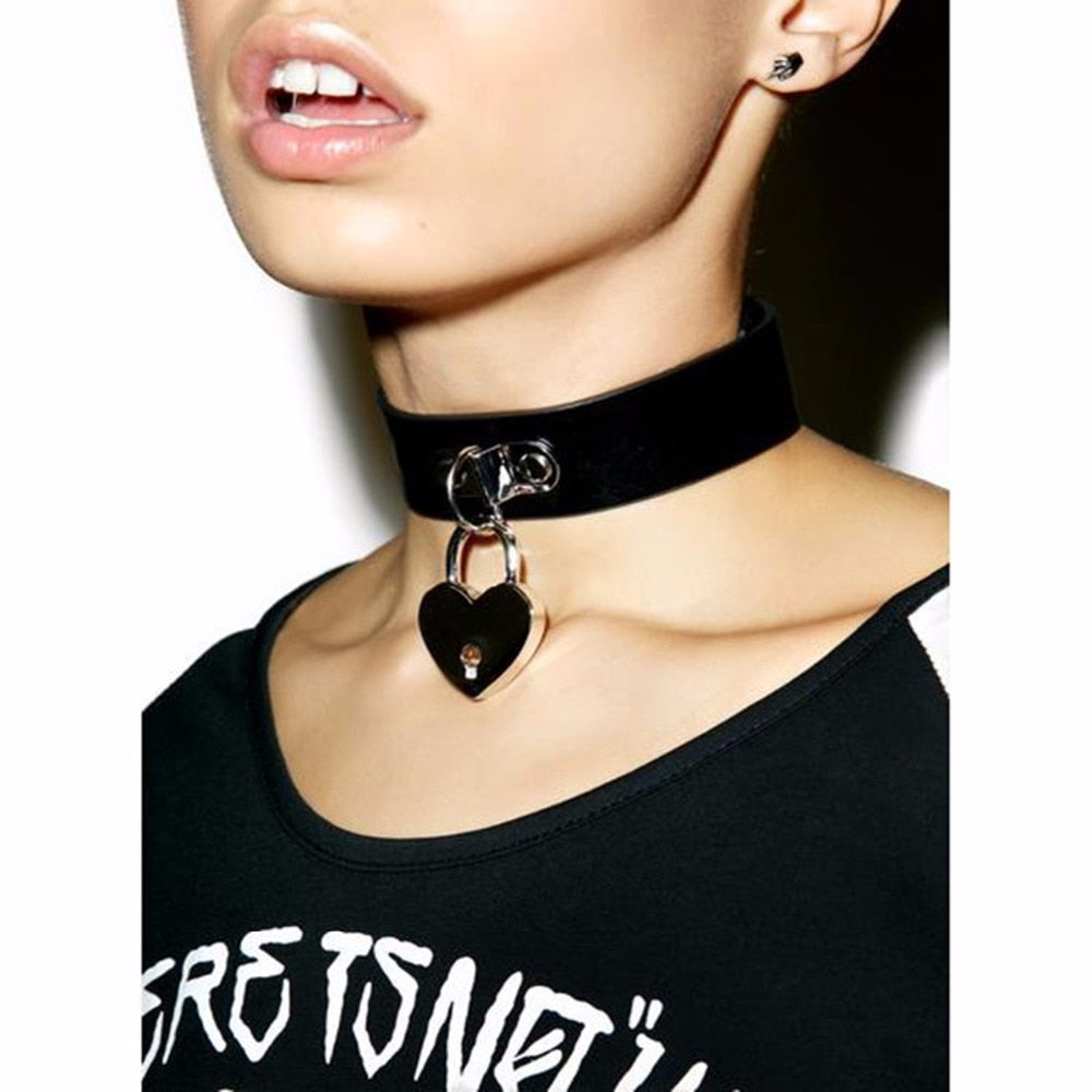 Steampunk Gothic Collier Leather Lock&Heart Decoration Tattoo Harness Choker Necklace Female Grunge Jewelry Statement Necklace