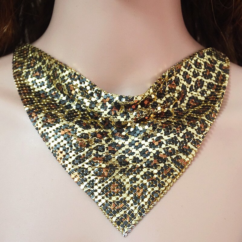 Stylish and exaggerated metallic sequins, pentagonal stripe flag necklace personality holiday party ethnic style necklace