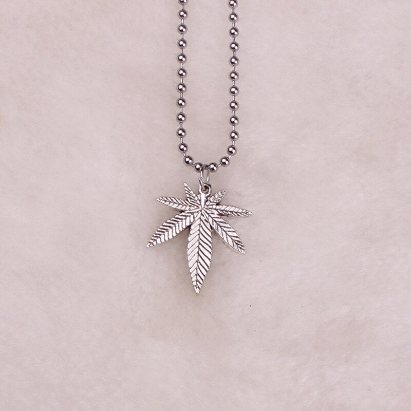 Summer Autumn Beads Chain Maple Leaf Necklace Natural Silver Color Metal Hemp Leaf Pendant Charm Necklace for Women