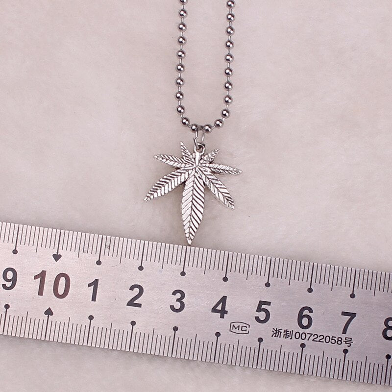 Summer Autumn Beads Chain Maple Leaf Necklace Natural Silver Color Metal Hemp Leaf Pendant Charm Necklace for Women