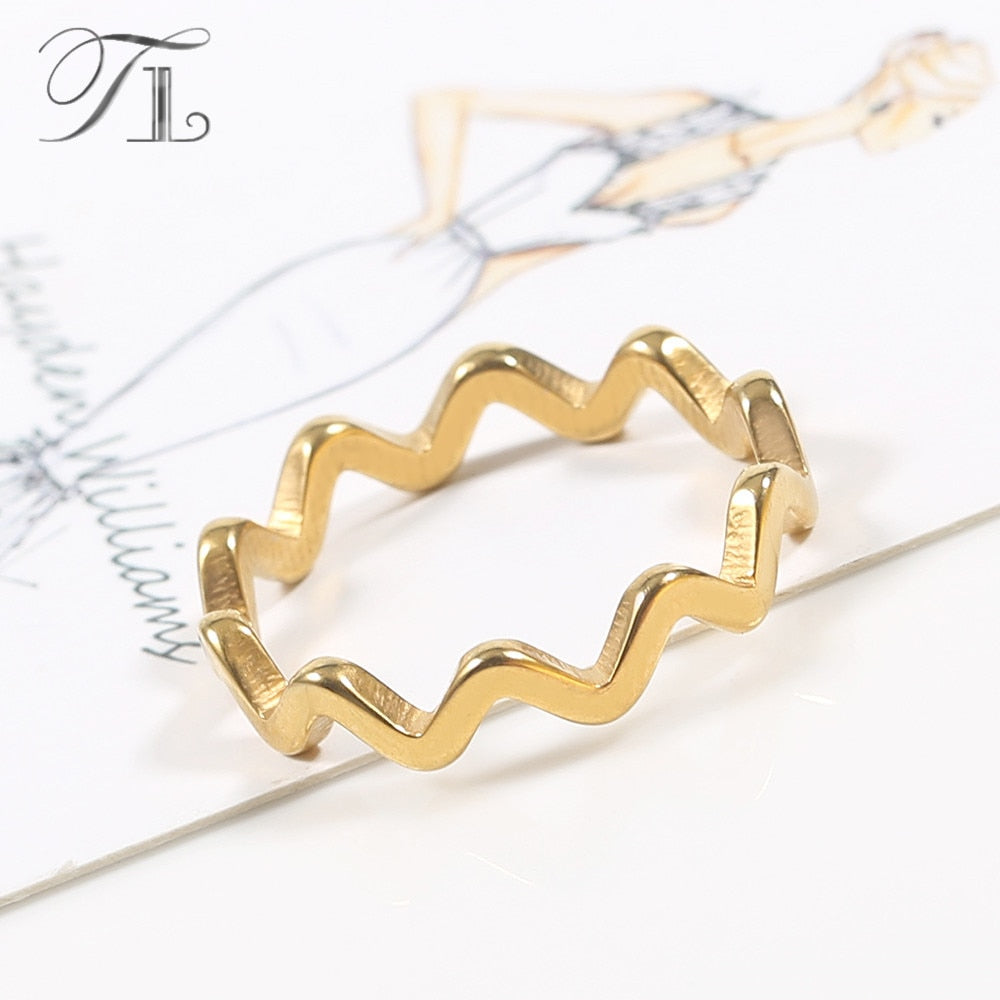 Curve Shape Simple Design Female Ring Cute Thin Forefinger Tail Gold Rings For Women Stainless Steel Engagement Charm Gift