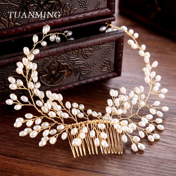 TUANMING 1PCS Fashion Crystal Pearl Wedding Hair Comb Hair Accessories For Bride HairPins Tiaras Plant Pattern Women Jewelry