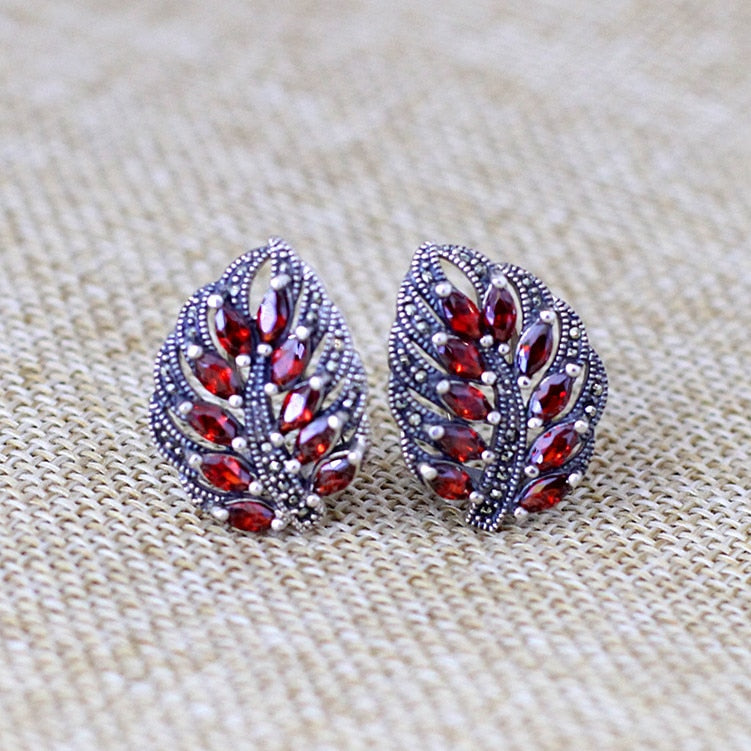 The-new-silver-buckle-jewelry-silver-jewelry-garnet-type-ear-leaves-S925