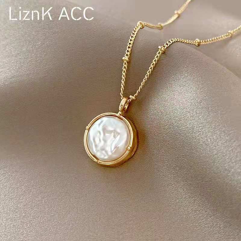 The round fritillary necklace, the 2022, the , the niche design, the clavicle chain